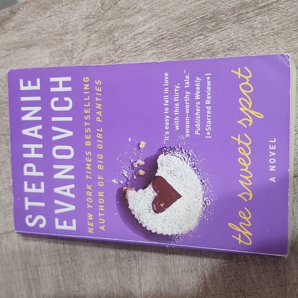 3/$9 The Sweet Spot by Stephanie Evanovich